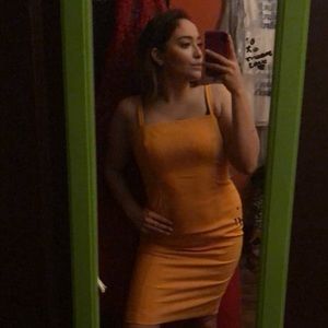 Meet your Posher, Carolina